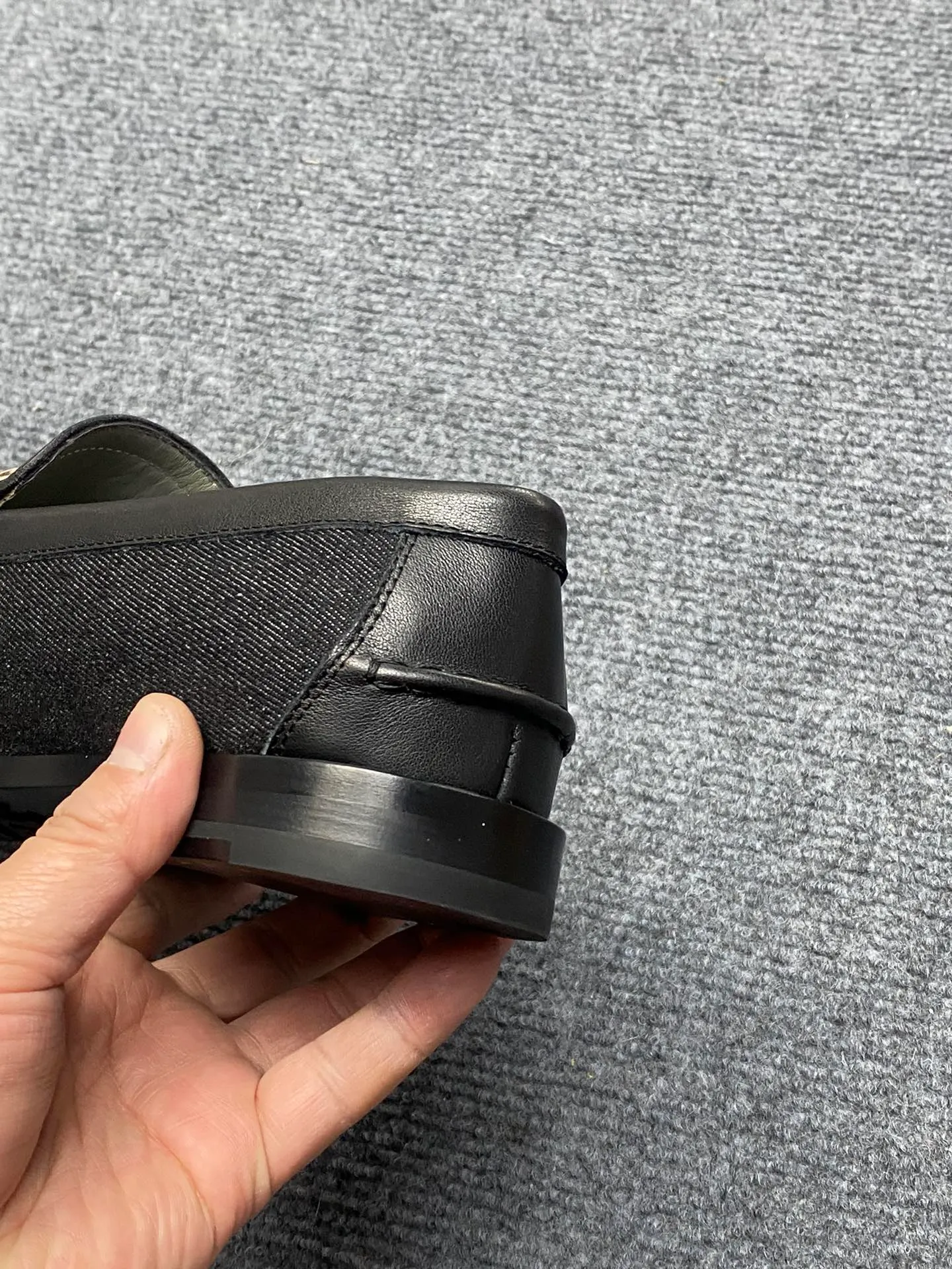 Men's Men's Shoes Men's Men's Shoes 💰900FENDI Fendi Men's Breathable and Comfortable Leather Shoes. Original development. The leather outsole is made of leather. Counters copy one to one. Imported counter cowhide. Imported water dyes cattle. 38 to 44. (45.46. can be ordered. 47.